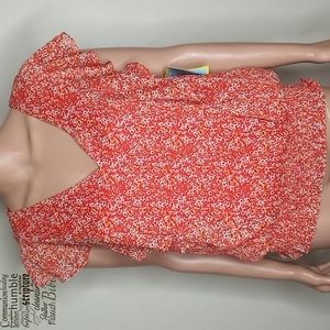 CeCe Short Sleeve Red Blouse Women's Size medium.